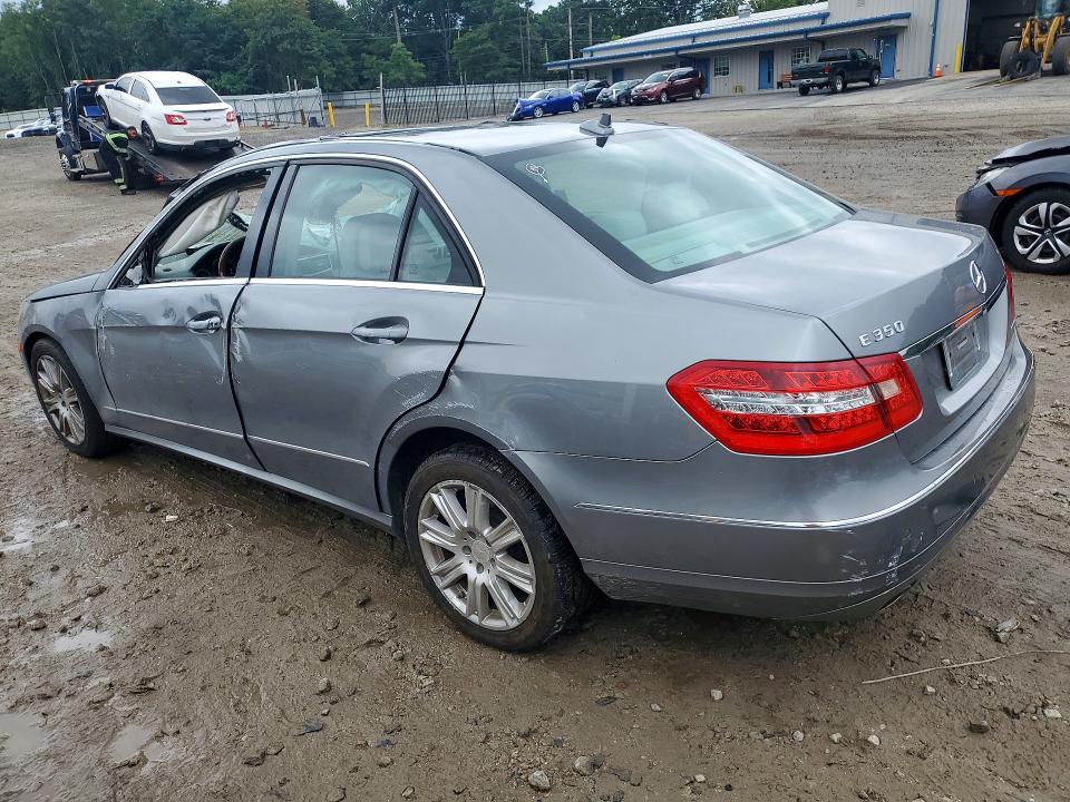 Photo 2 from auction – 2012 MERCEDES-BENZ E with VIN WDDHF5KB7CA532749