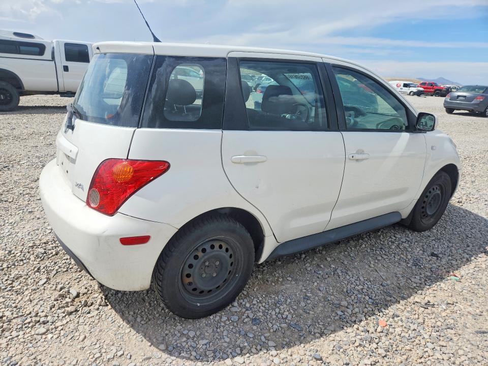 Photo 3 from auction – 2005 SCION XA with VIN JTKKT624550109685