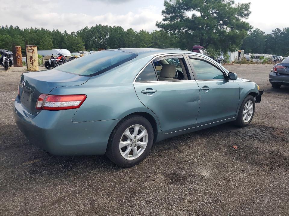Photo 3 from auction – 2011 TOYOTA CAMRY with VIN 4T1BF3EK8BU626213