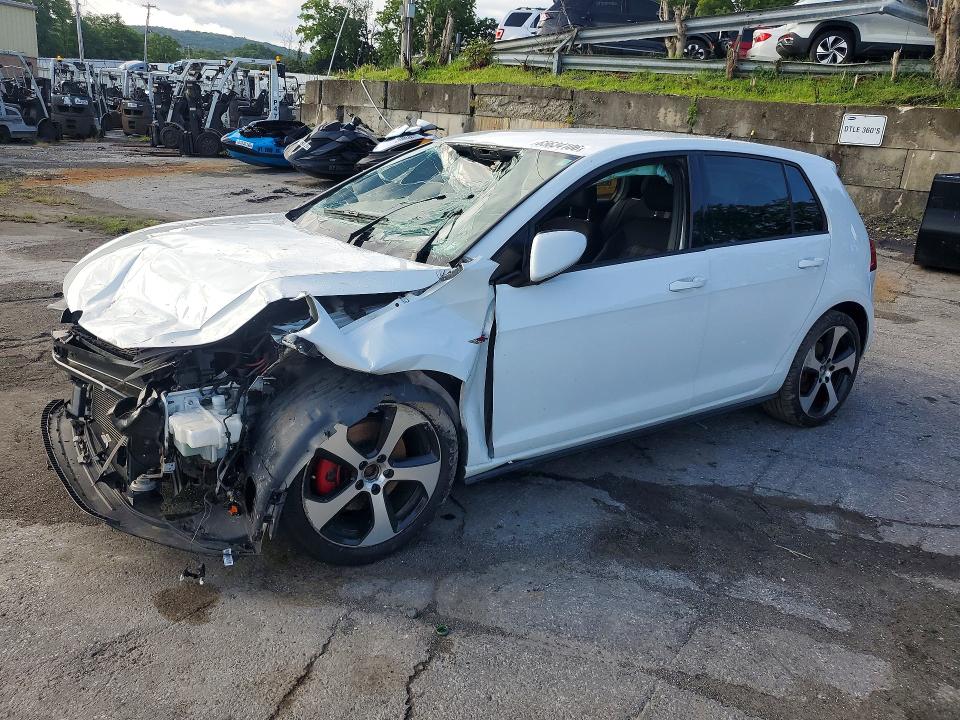 Photo 1 from auction – 2017 VOLKSWAGEN GTI with VIN 3VW4T7AU9HM045642