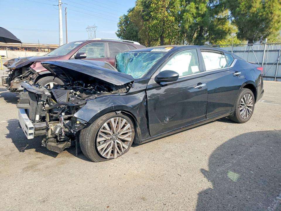 NISSAN ALTIMA 2025 with VIN 1N4BL4DV5SN351754 - Photo from auction