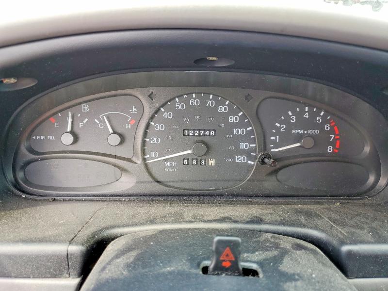 Photo 9 from auction – 1997 FORD ESCORT with VIN 3FALP15P0VR129048