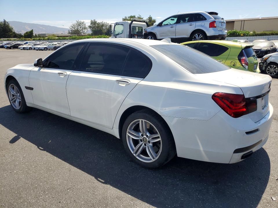 Photo 2 from auction – 2014 BMW 750 with VIN WBAYE8C52ED134399