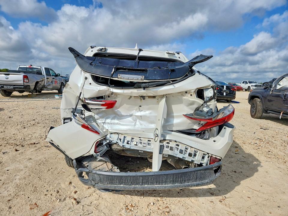 Photo 6 from auction – 2019 TOYOTA HIGHLANDER with VIN 5TDKZRFH8KS339766