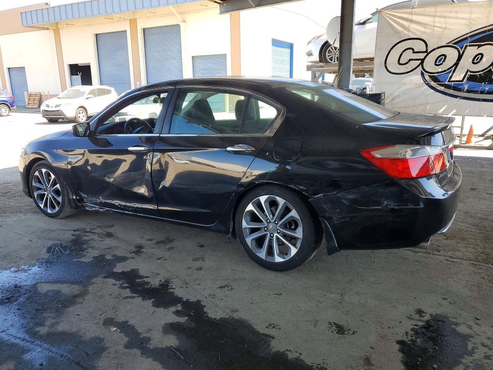 Photo 2 from auction – 2015 HONDA ACCORD with VIN 1HGCR2F56FA255032