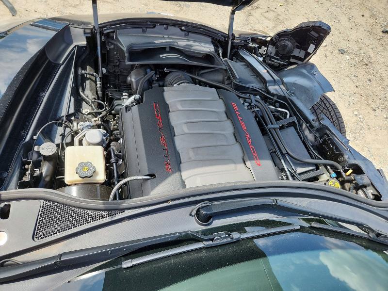Photo 11 from auction – 2015 CHEVROLET CORVETTE with VIN 1G1YM2D7XF5102971