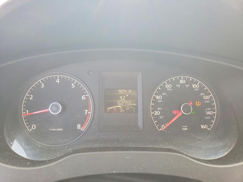 Photo 9 from auction – 2013 VOLKSWAGEN JETTA with VIN 3VW2K7AJ9DM206047