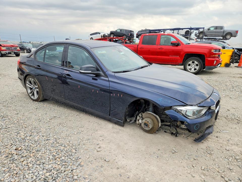 Photo 4 from auction – 2015 BMW 328 with VIN WBA3D3C51FK157735