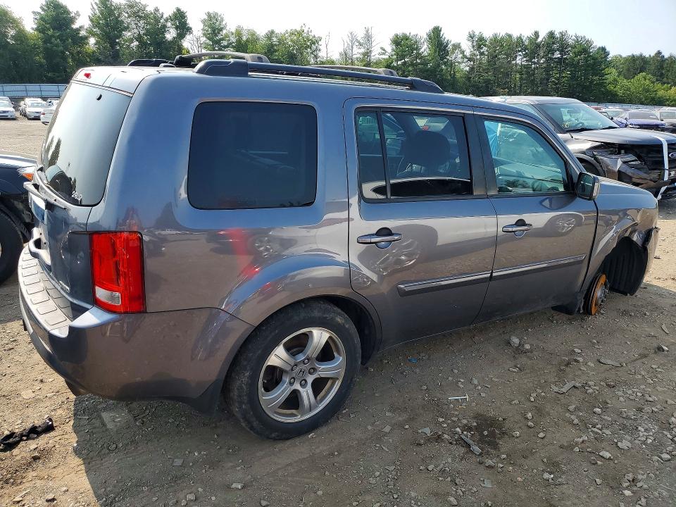 Photo 3 from auction – 2015 HONDA PILOT with VIN 5FNYF4H56FB020210