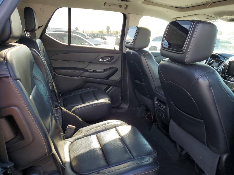 Photo 11 from auction – 2018 CHEVROLET TRAVERSE with VIN 1GNERKKW9JJ211029