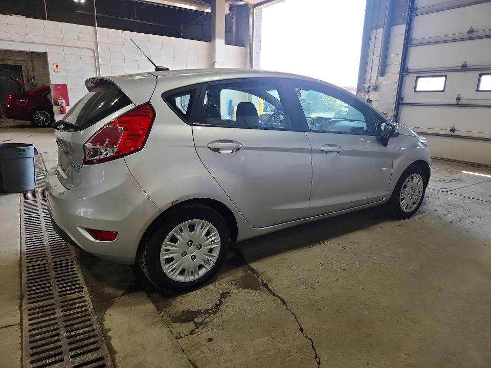 Photo 3 from auction – 2016 FORD FIESTA with VIN 3FADP4TJ5GM136419
