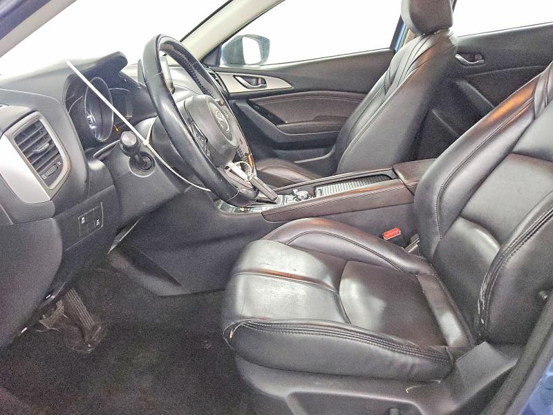 Foto 7 de la subasta – 2018 MAZDA 3 con VIN 3MZBN1V33JM257880