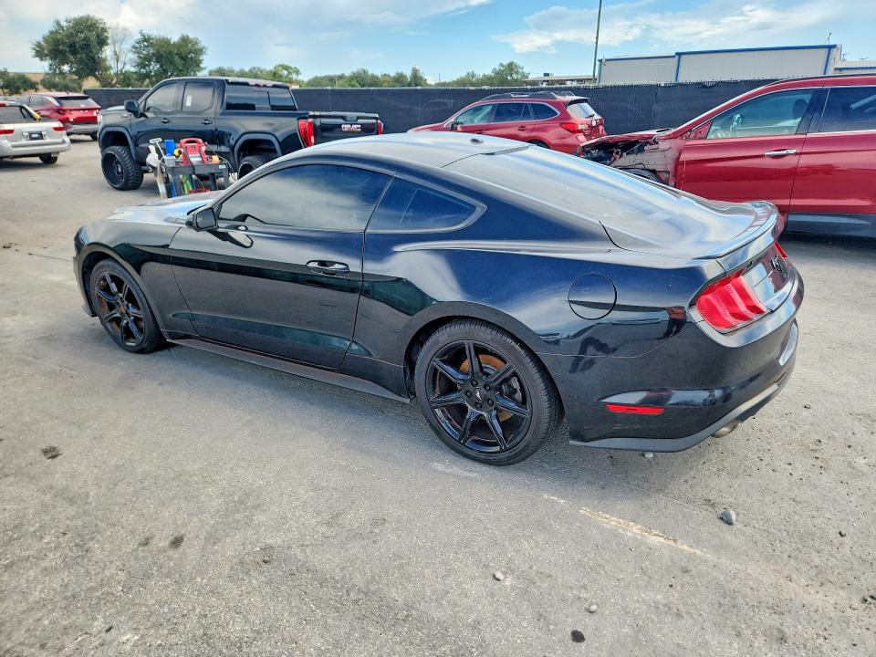 Photo 2 from auction – 2019 FORD MUSTANG with VIN 1FA6P8TH2K5117077