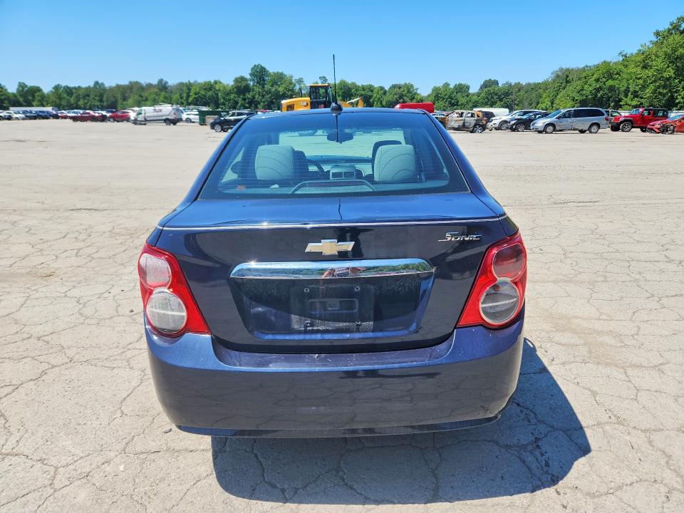 Photo 6 from auction – 2016 CHEVROLET SONIC with VIN 1G1JA5SG8G4177674