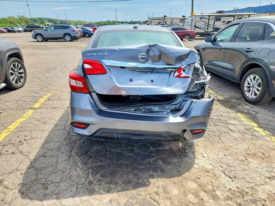 Photo 6 from auction – 2018 NISSAN SENTRA with VIN 3N1AB7AP8JY257842