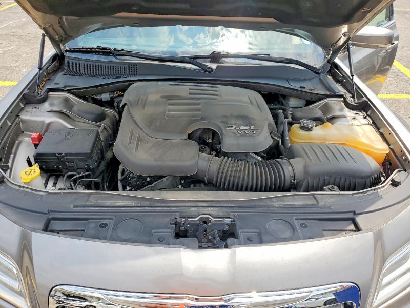Фото 11 с аукциона – 2014 CHRYSLER 300 с VIN 2C3CCARG7EH323124
