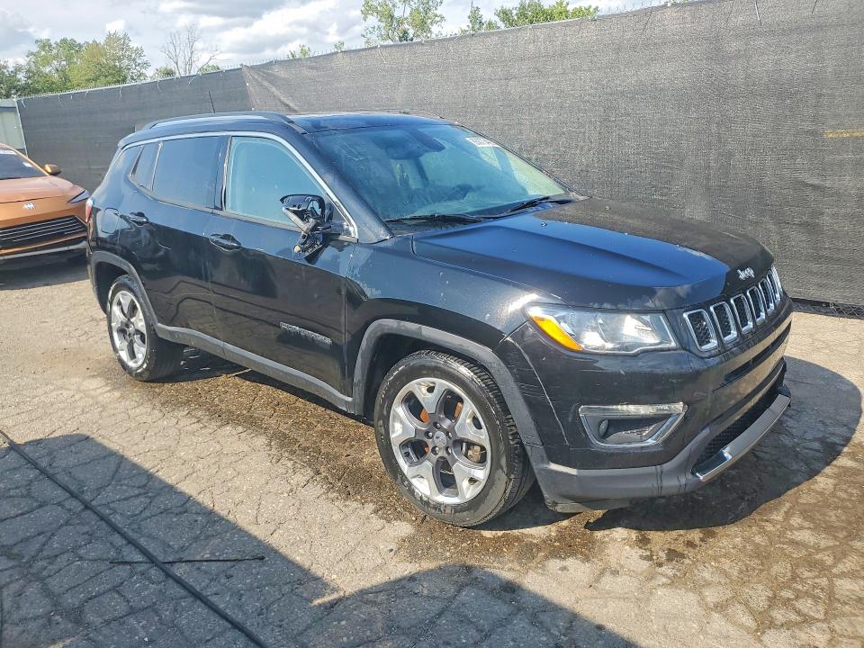 Photo 4 from auction – 2019 JEEP COMPASS with VIN 3C4NJDCB9KT787219