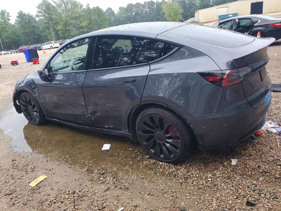 Photo 2 from auction – 2023 TESLA MODEL Y with VIN 7SAYGDEF4PF807347
