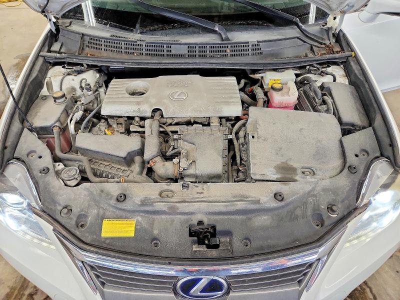 Photo 11 from auction – 2014 LEXUS CT with VIN JTHKD5BH8E2174681