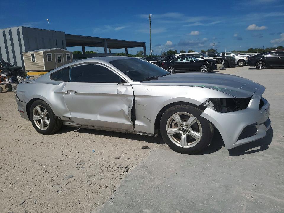 Photo 4 from auction – 2016 FORD MUSTANG with VIN 1FA6P8AM4G5271622