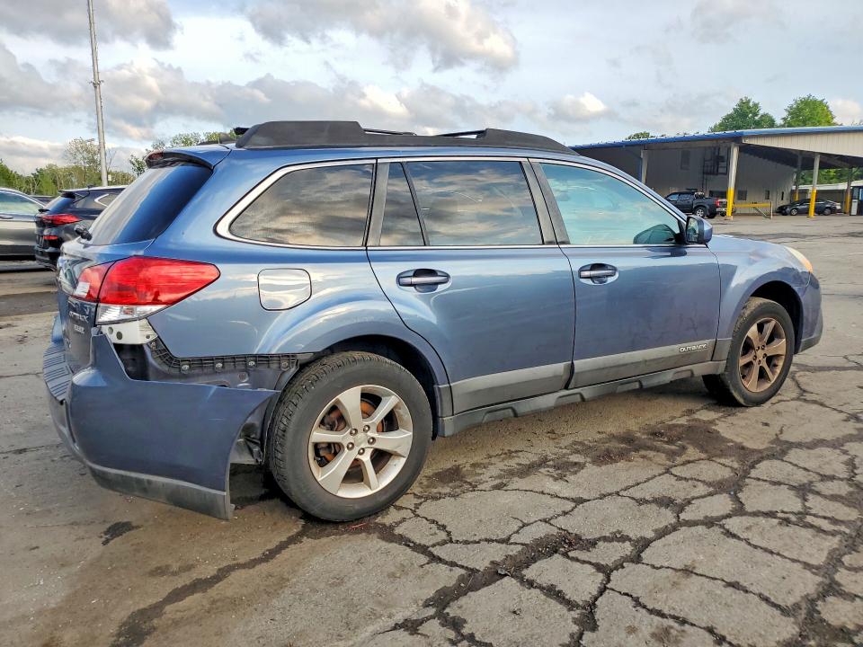 Photo 3 from auction – 2014 SUBARU OUTBACK with VIN 4S4BRBMC4E3201058