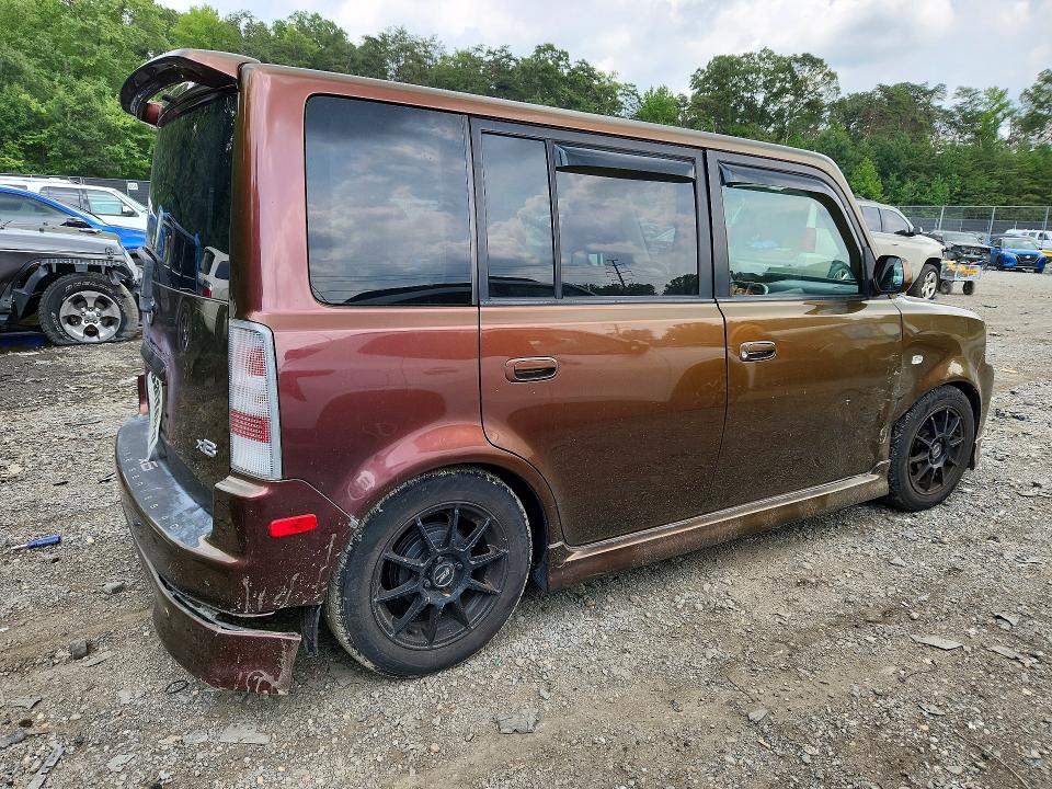 Photo 3 from auction – 2006 SCION XB with VIN JTLKT324X64123165