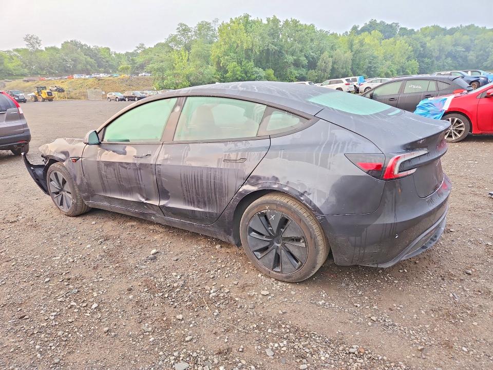 Zdjęcie 2 z aukcji – 2025 TESLA MODEL 3 z VIN 5YJ3E1EAXSF035798