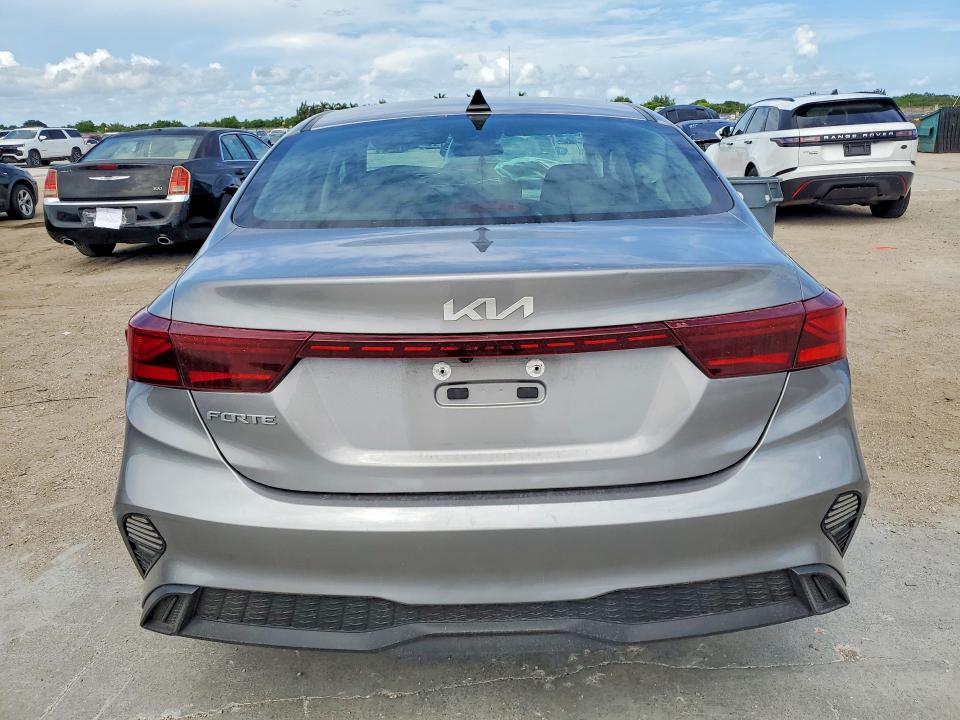 Photo 6 from auction – 2024 KIA FORTE with VIN 3KPF24AD2RE749545