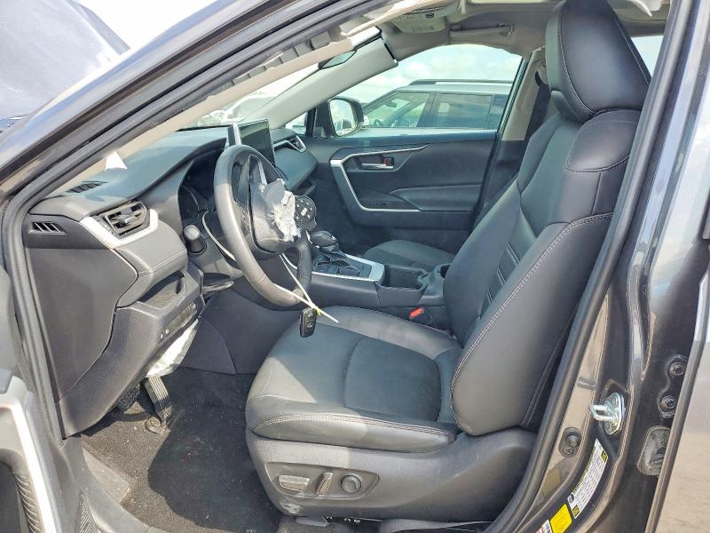Photo 7 from auction – 2023 TOYOTA RAV4 with VIN 2T3C1RFV7PW254053