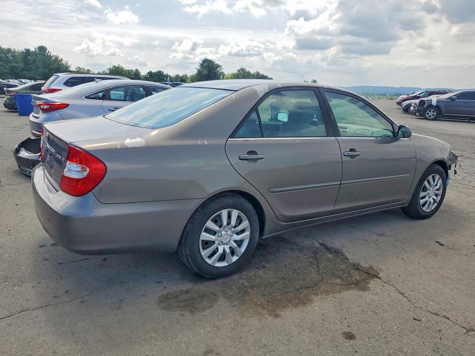Photo 3 from auction – 2002 TOYOTA CAMRY with VIN 4T1BE32K62U620627
