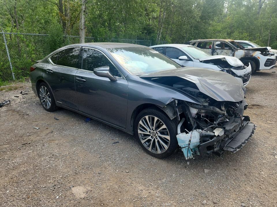 Photo 4 from auction – 2019 LEXUS ES with VIN JTHB21B15K2005201
