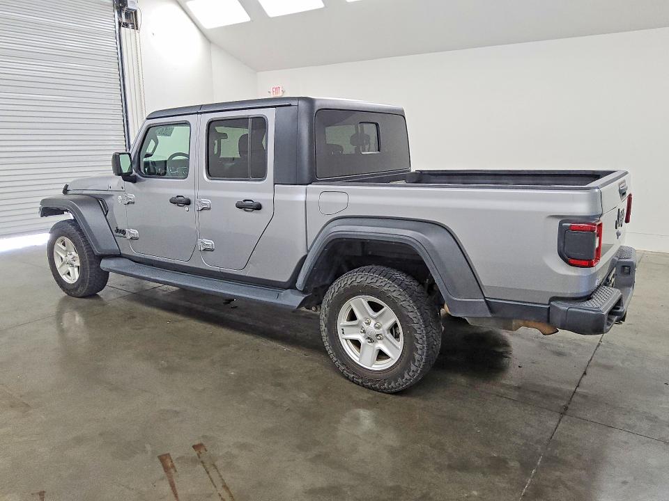 Photo 2 from auction – 2020 JEEP GLADIATOR with VIN 1C6HJTAG0LL128276