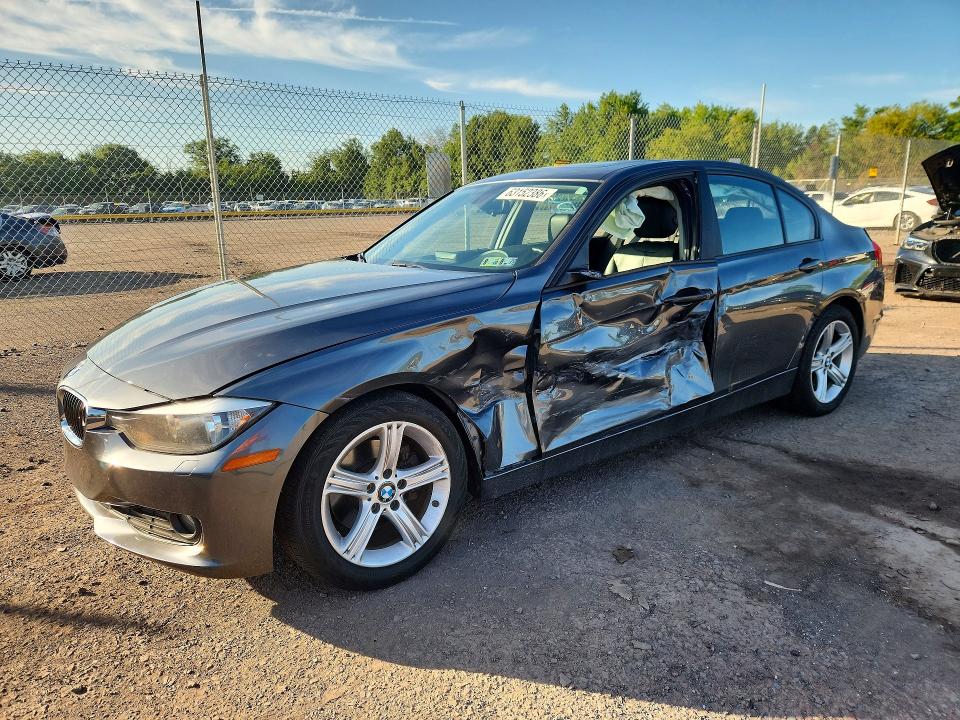BMW 320 2014 with VIN WBA3C3G55ENR25212 - Photo from auction