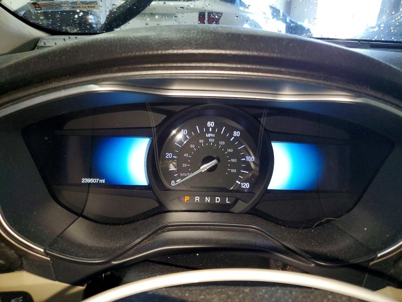 Photo 9 from auction – 2019 FORD FUSION with VIN 3FA6P0LU5KR263159