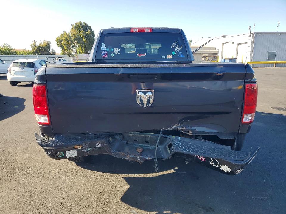 Photo 6 from auction – 2017 RAM 1500 with VIN 1C6RR6FG6HS730684