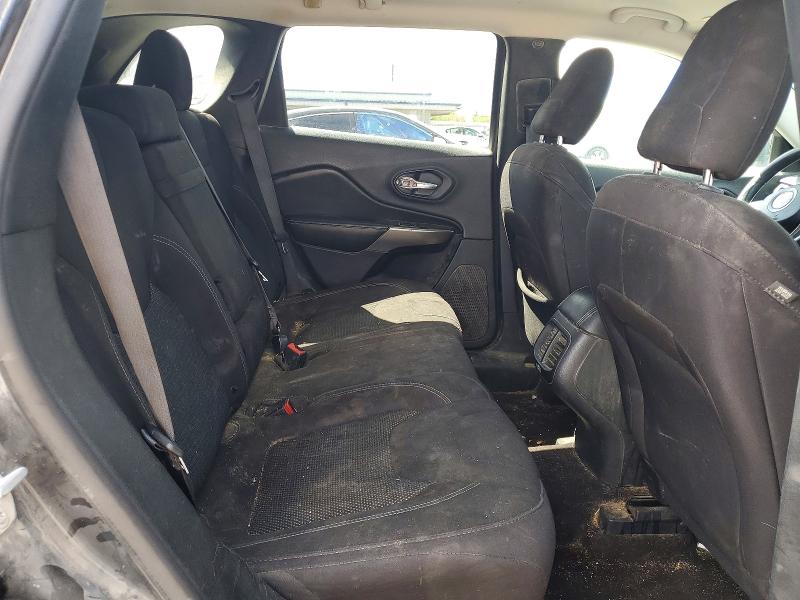 Photo 10 from auction – 2019 JEEP CHEROKEE with VIN 1C4PJMCX1KD239029