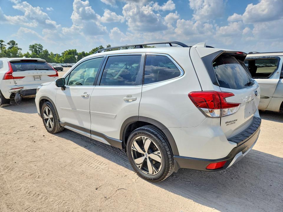 Photo 2 from auction – 2021 SUBARU FORESTER with VIN JF2SKAXC7MH546697