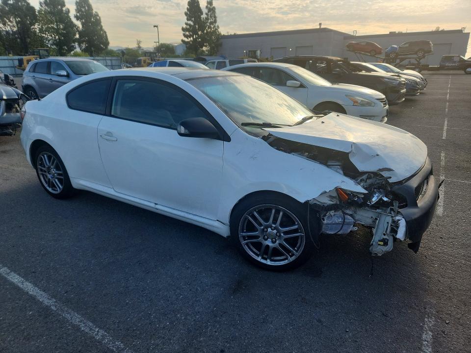Photo 4 from auction – 2008 SCION TC with VIN JTKDE167180266452