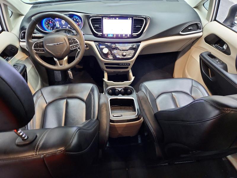 Photo 8 from auction – 2023 CHRYSLER PACIFICA with VIN 2C4RC1BG0PR567002