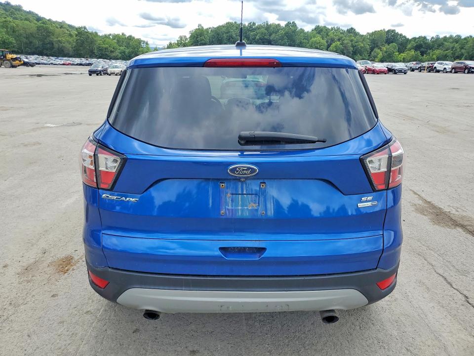 Photo 6 from auction – 2017 FORD ESCAPE with VIN 1FMCU9GD8HUD50118