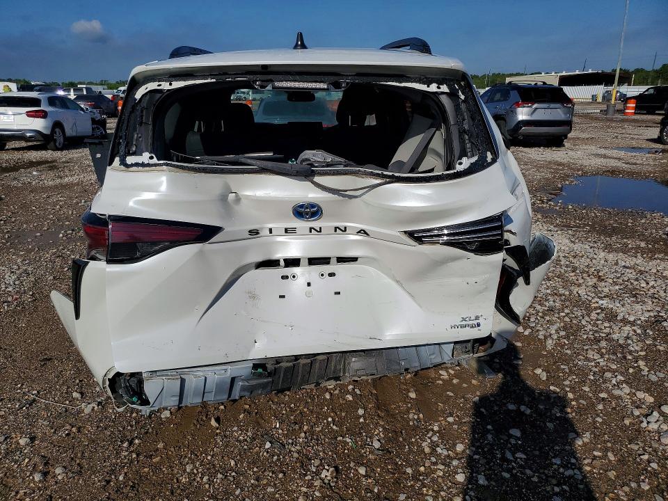 Photo 6 from auction – 2022 TOYOTA SIENNA with VIN 5TDYRKEC0NS082288