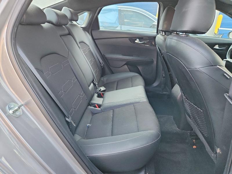 Photo 10 from auction – 2023 KIA FORTE with VIN 3KPF54AD4PE663237