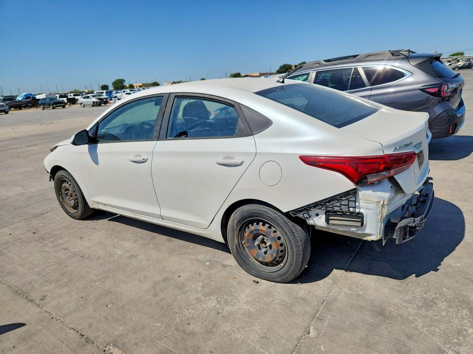 Photo 2 from auction – 2018 HYUNDAI ACCENT with VIN 3KPC24A39JE018383