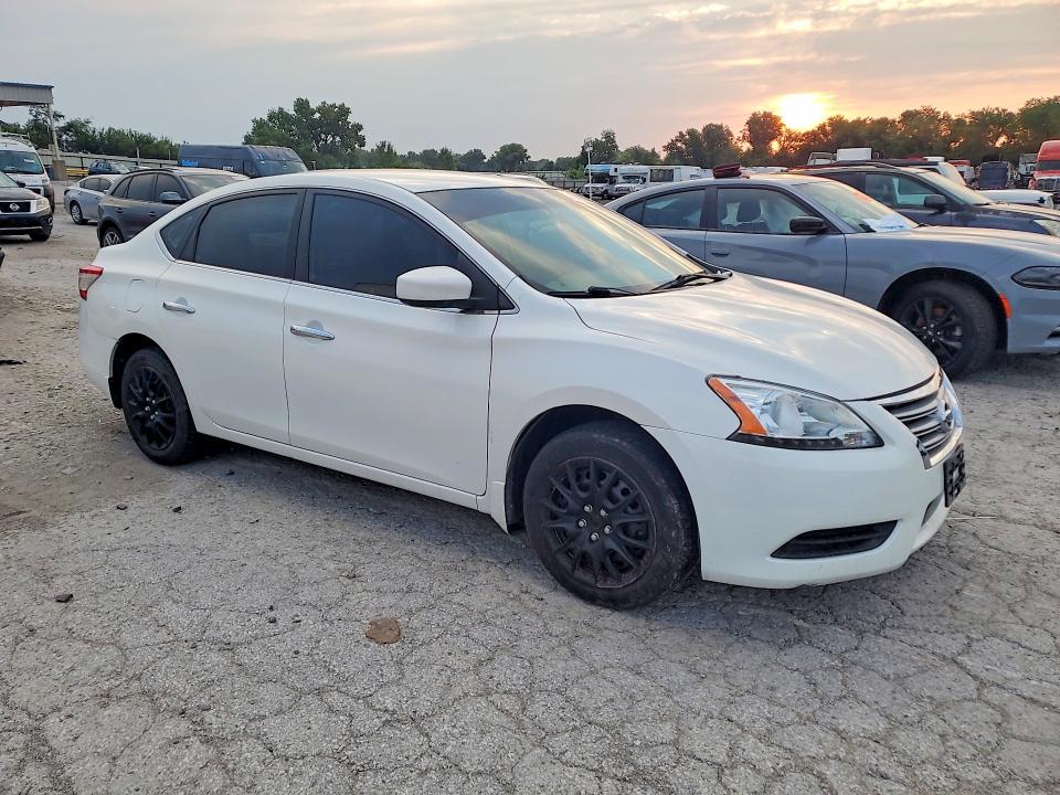 Photo 4 from auction – 2014 NISSAN SENTRA with VIN 3N1AB7AP8EL678091
