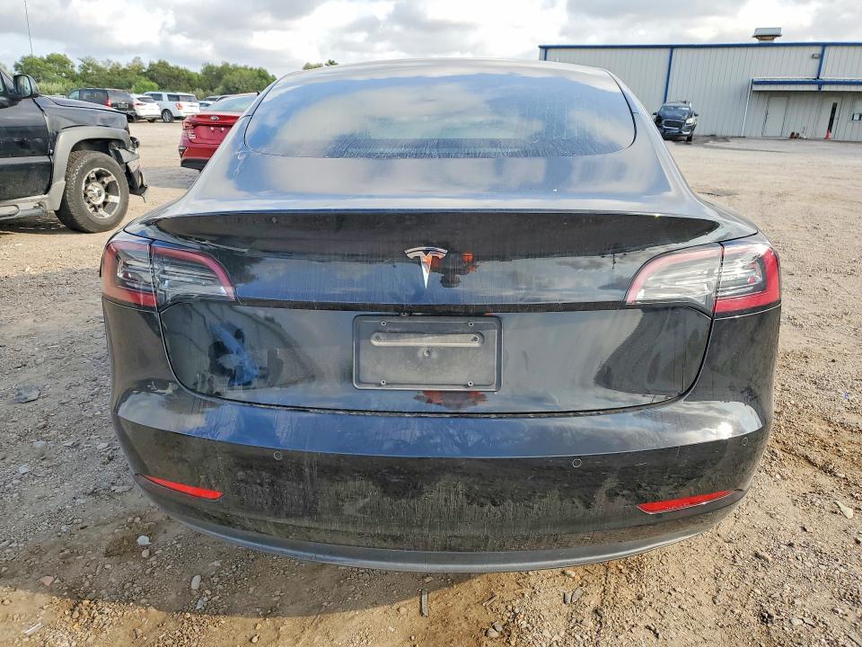 Photo 6 from auction – 2019 TESLA MODEL 3 with VIN 5YJ3E1EAXKF362962