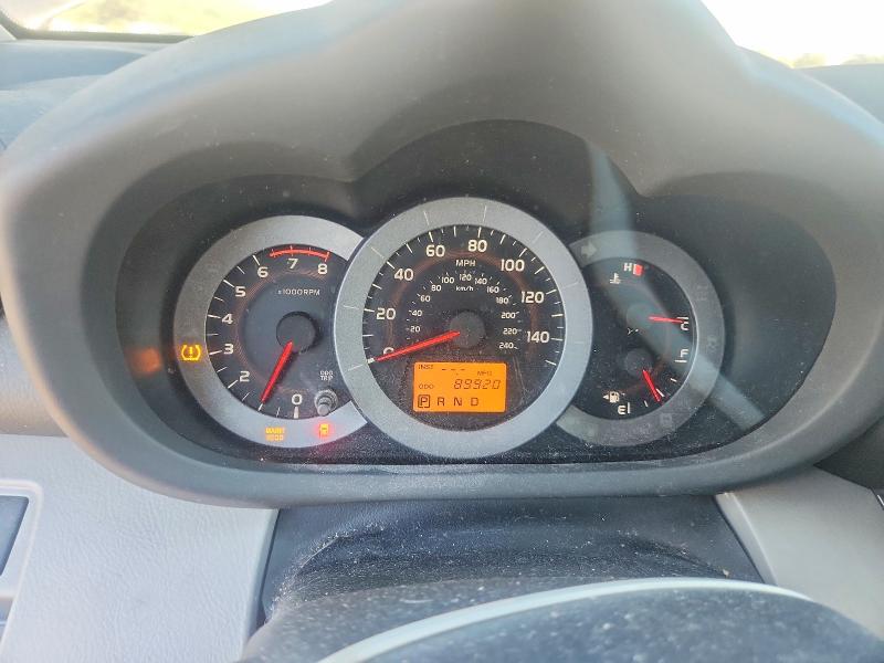 Photo 9 from auction – 2011 TOYOTA RAV4 with VIN JTMBK4DVXB5101679
