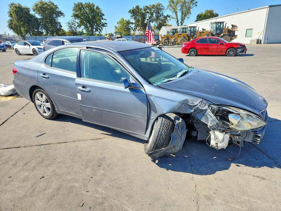 Photo 4 from auction – 2005 LEXUS ES with VIN JTHBA30GX55089170