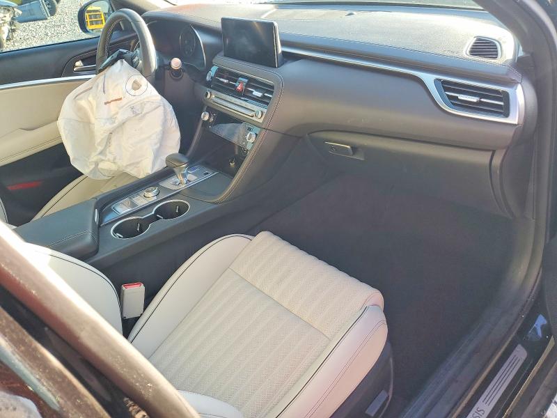Снимка 8 от търг – 2025 GENESIS G70 с VIN KMTG54SE6SU146948