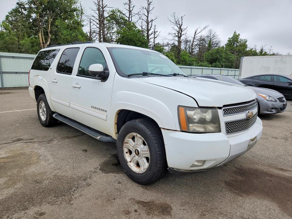 Photo 4 from auction – 2010 CHEVROLET SUBURBAN with VIN 1GNUKJE30AR292340