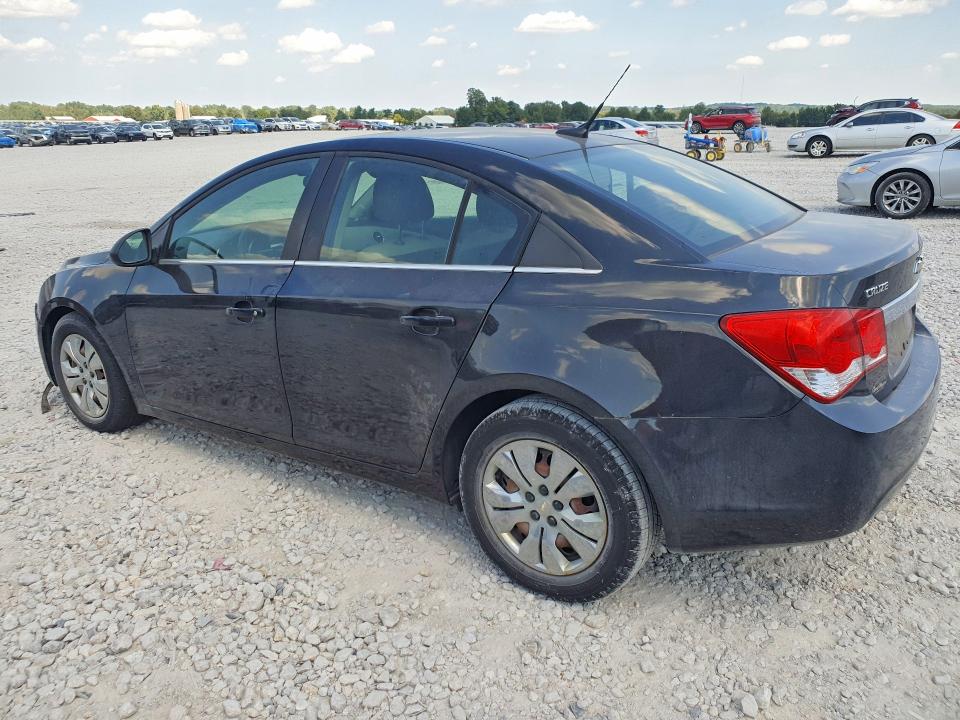 Photo 2 from auction – 2012 CHEVROLET CRUZE with VIN 1G1PC5SH9C7226130